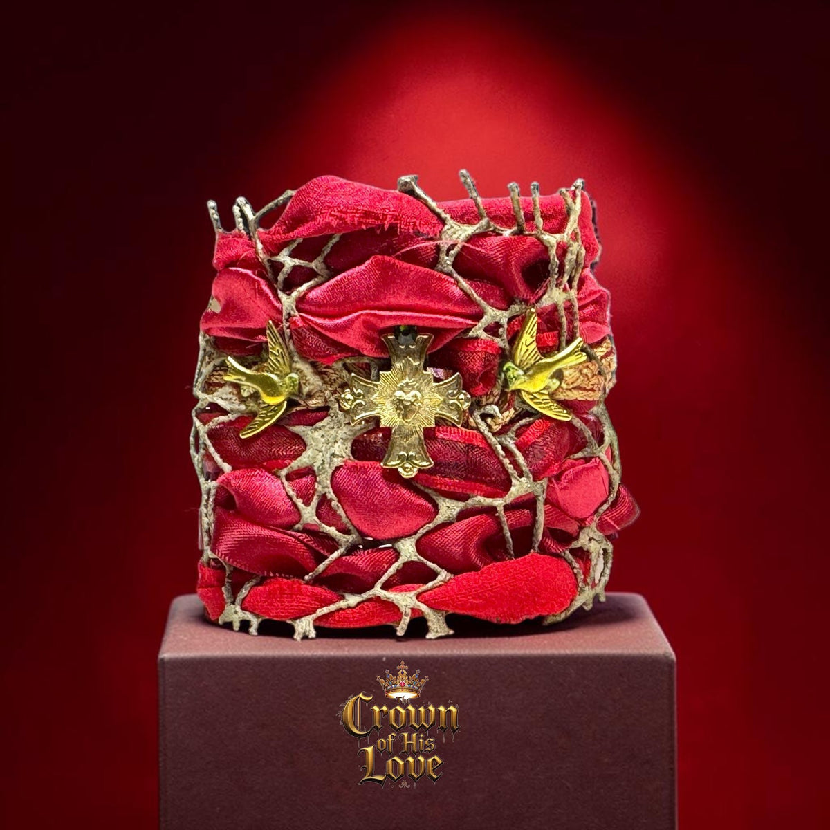 The Crown of His Love — Spirit of Christmas Whispering Wind Cuff
